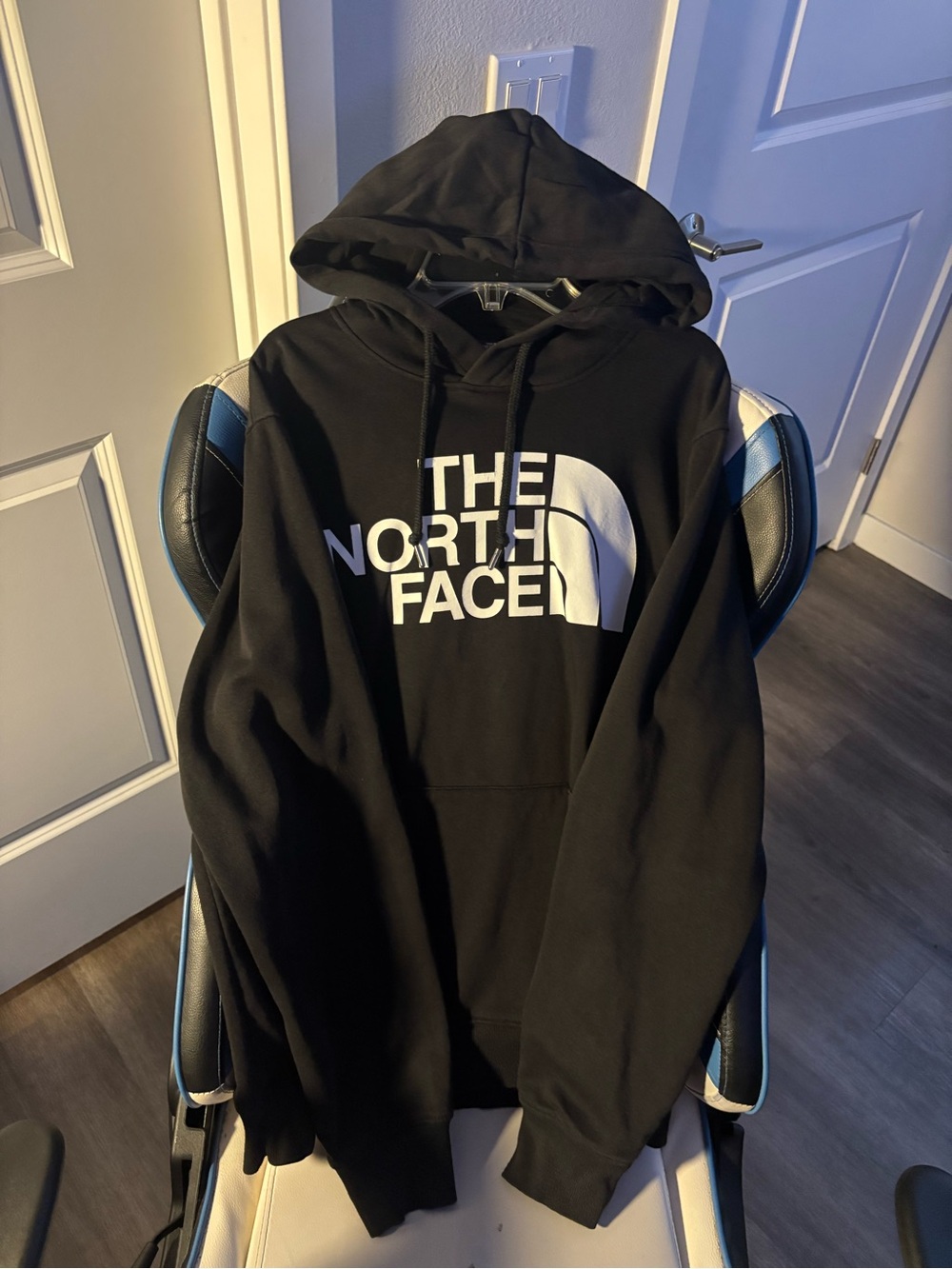 80% cotton black north face pullover hoodie